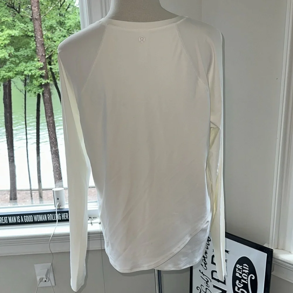 Lululemon White SPF50 Swim Top, Medium, Like New